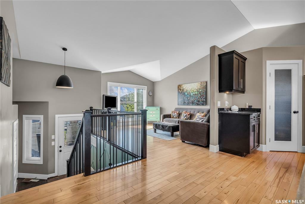 Property Photo: 812 Janeson Crescent SK S0K 4S0