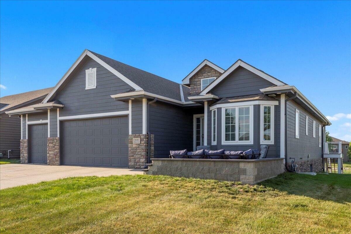 3102 Traders Pointe Road  Council Bluffs IA 51501 photo