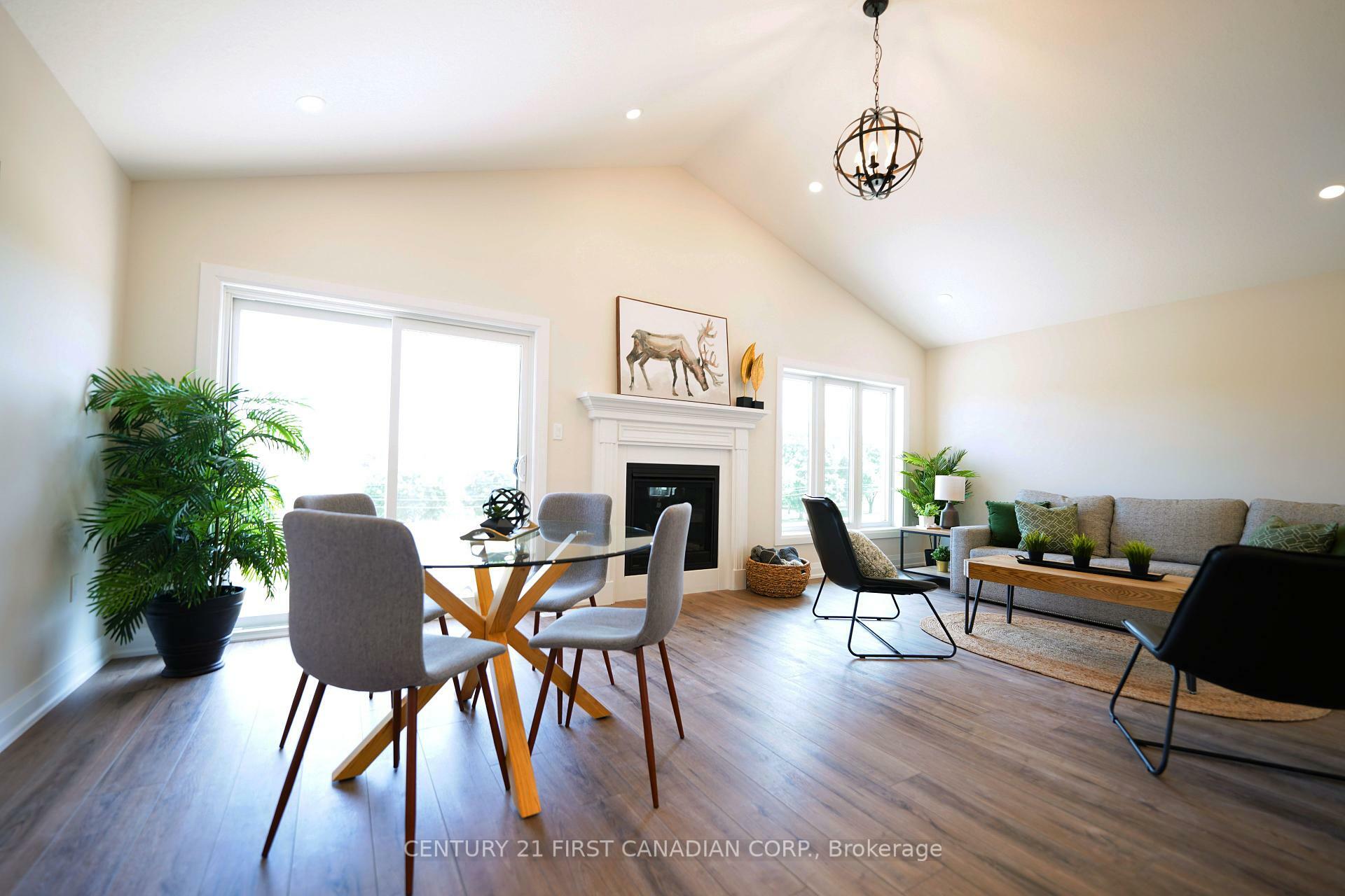 Property Photo: 7 Doerr Court ON N0M 1A0