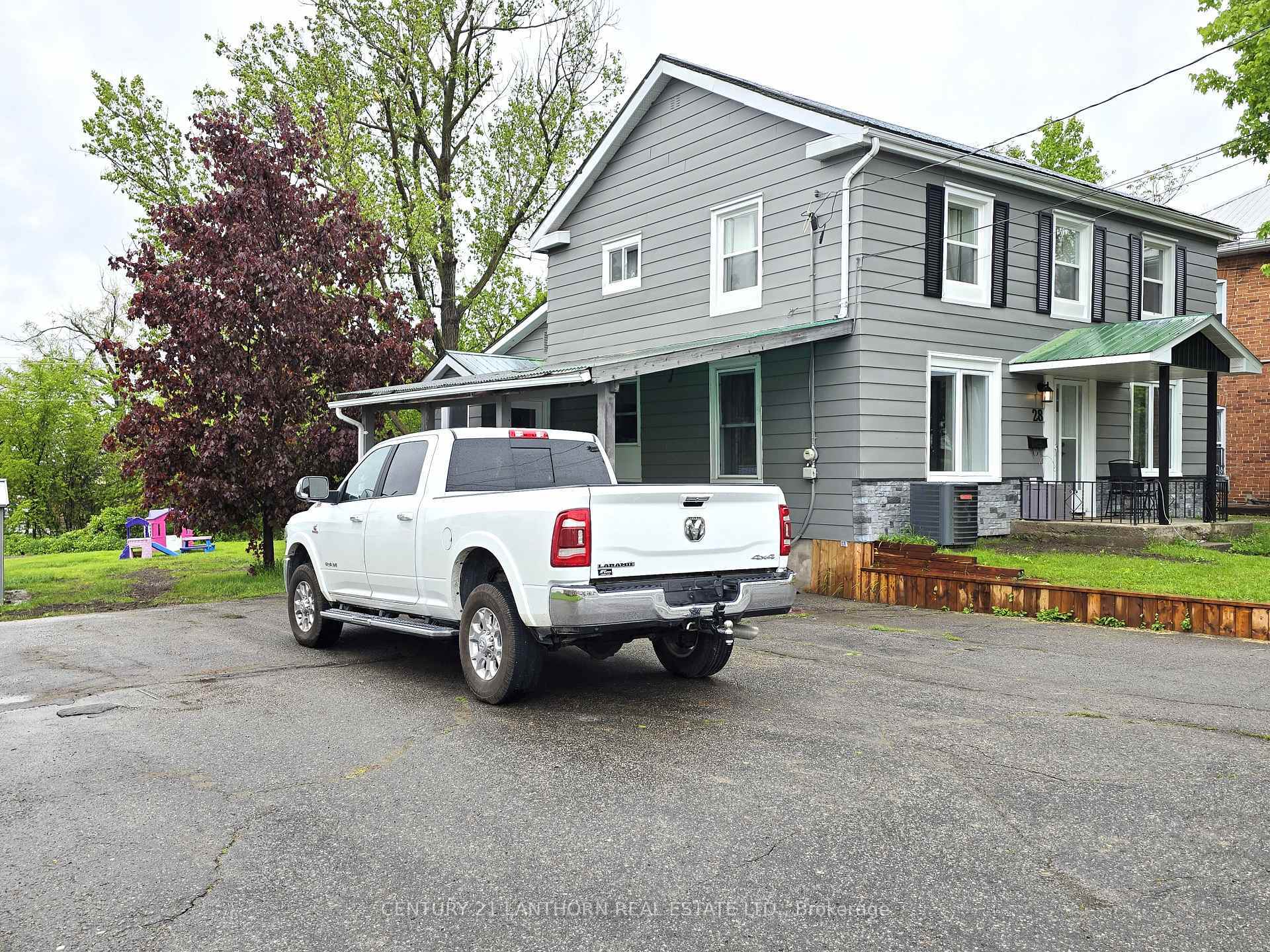 Photo de la propriété: 28 Gore Street ON K0K 3E0