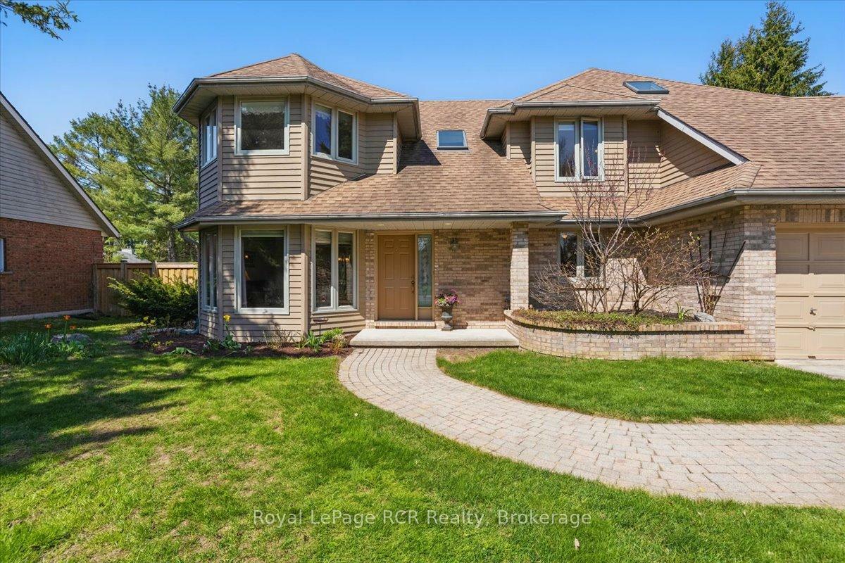 Property Photo: 174 Forest Hill Drive ON N4K 5N6