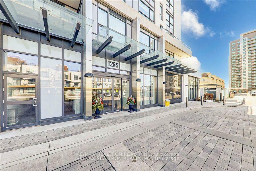 Property Photo: 1255 Bayly Street 2206 ON L1W 1L7