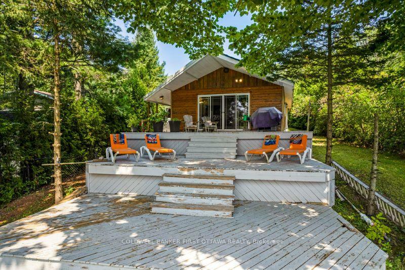 Property Photo: 193 Pretties Island Road ON K7C 4K8