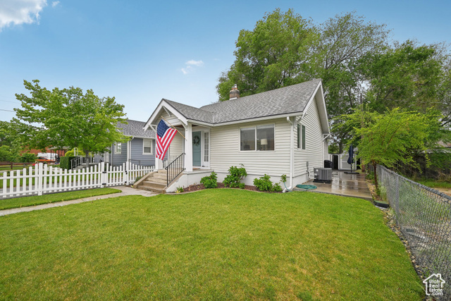 Property Photo: 230 S 600 E UT 84606