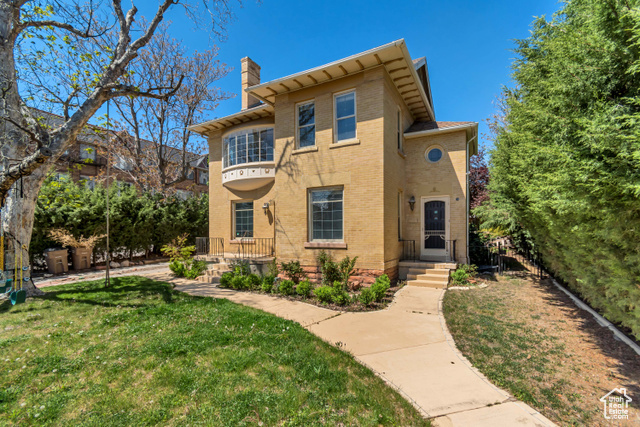 Property Photo:  215 E 2nd Ave S  UT 84103 
