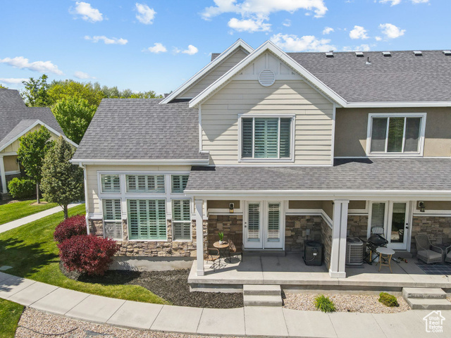 Property Photo: 82 E Danta Dr S UT 84020