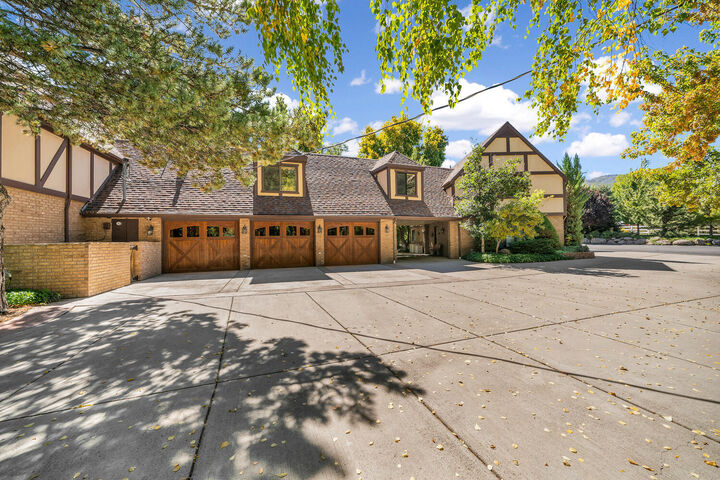 Property Photo:  305 Rachel Ln  UT 84757 