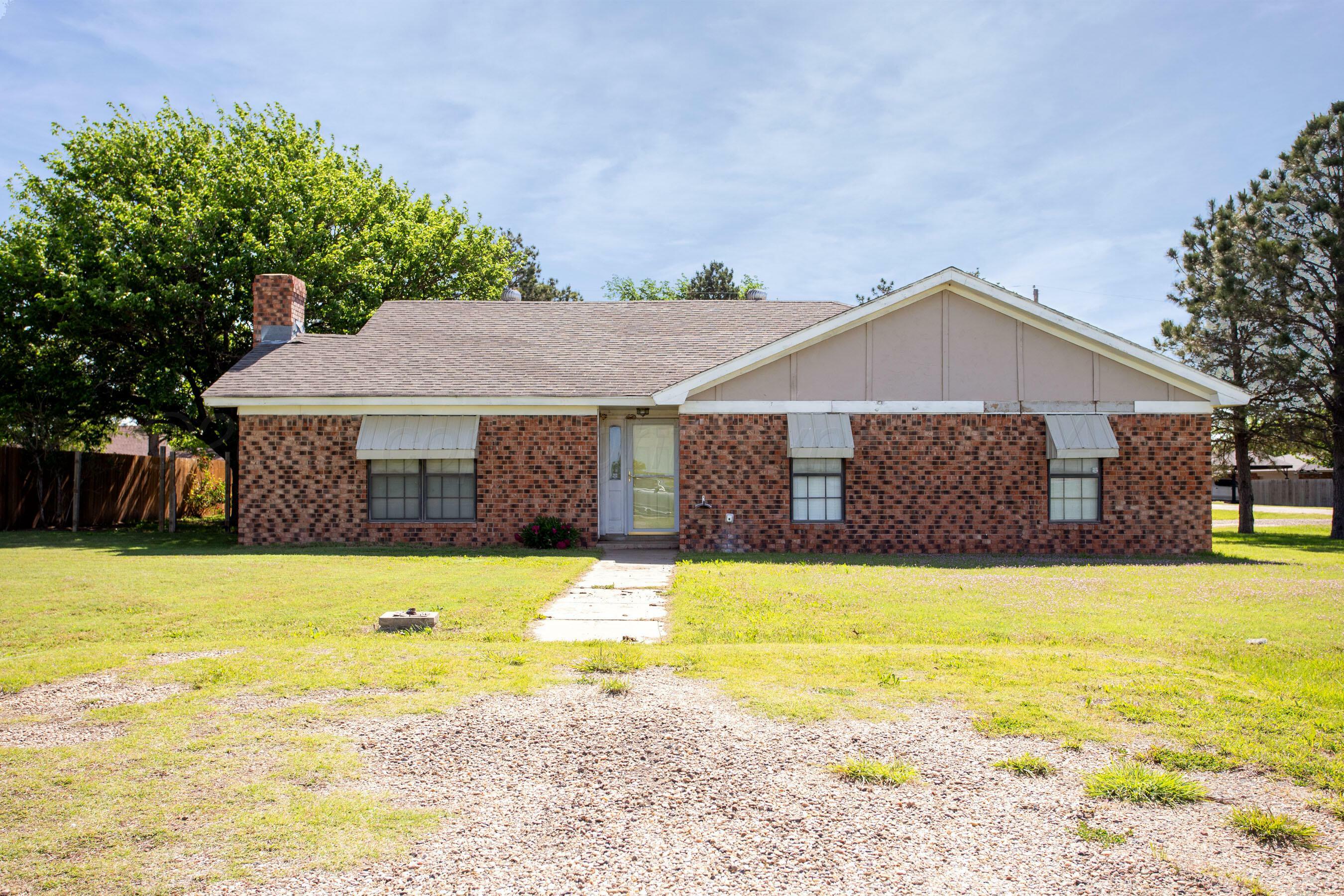 Property Photo: 505 Alamo Street TX 79019