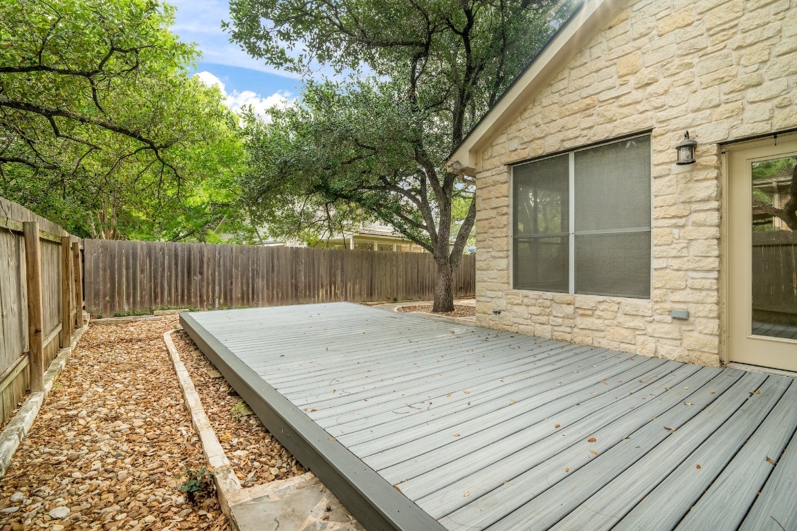 Property Photo: 6664 Ruxton Lane TX 78749