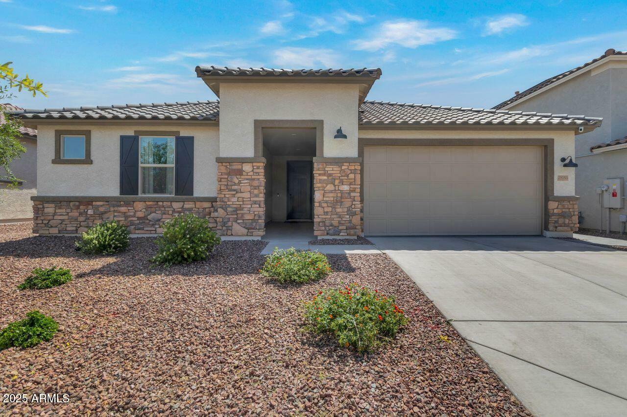 Property Photo: 28065 N 171st Drive AZ 85387