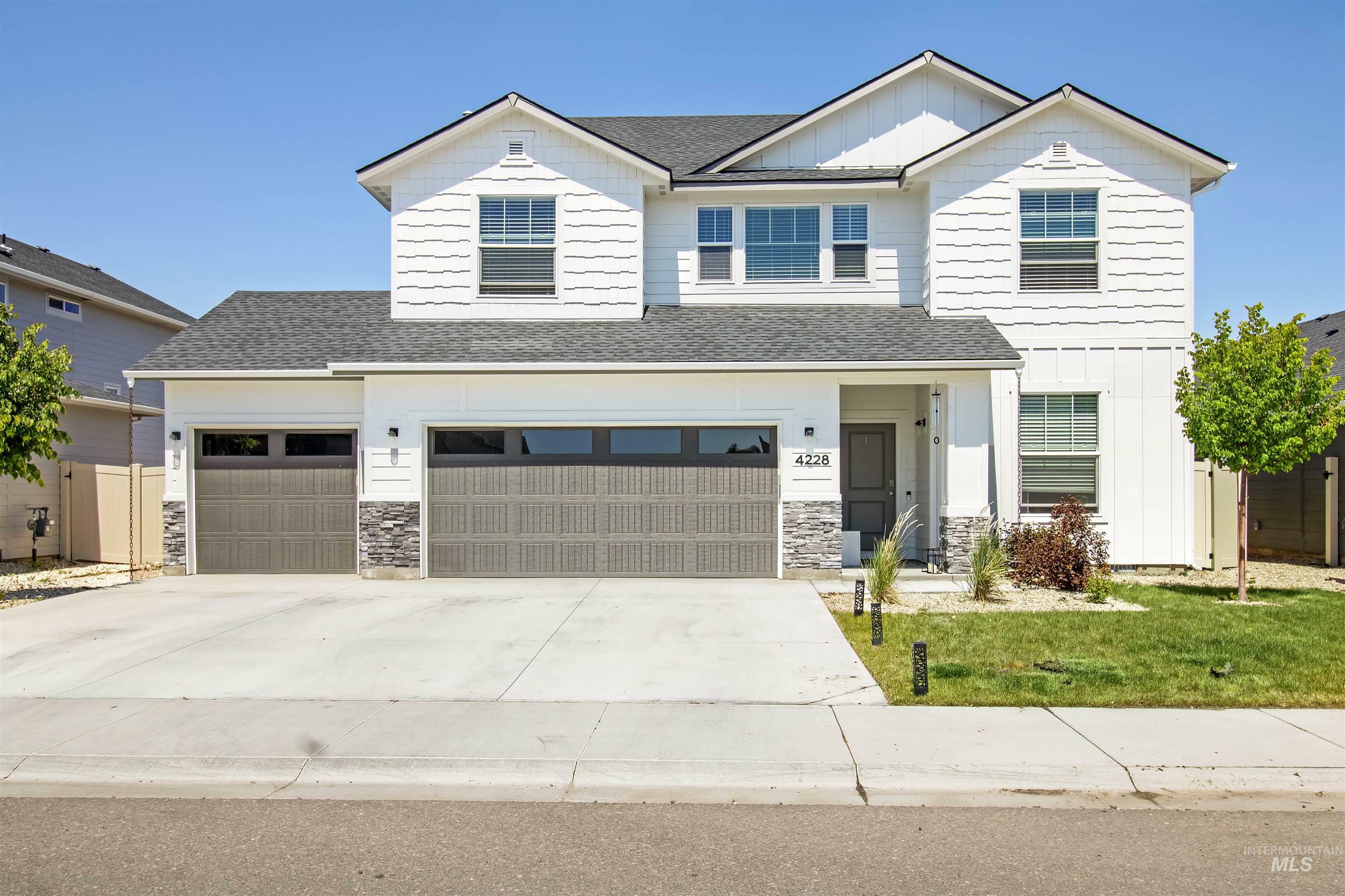 Property Photo: 4228 W Sunset Arch St ID 83642