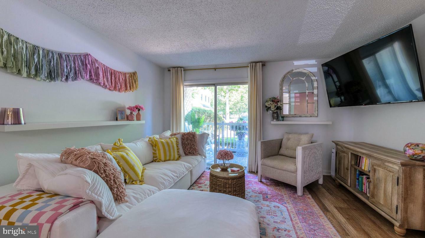 Property Photo: 532 Sunrise Ave B NJ 08244