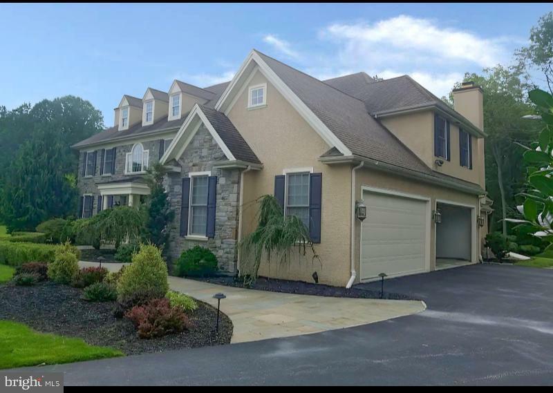 Property Photo: 1707 Chantilly Lane PA 19425