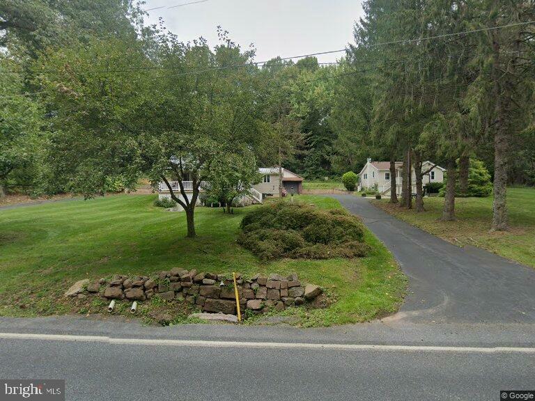 1061 Mine Road  Lebanon PA 17042 photo