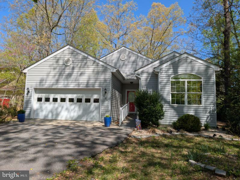 Property Photo: 104 Birch Court VA 22508