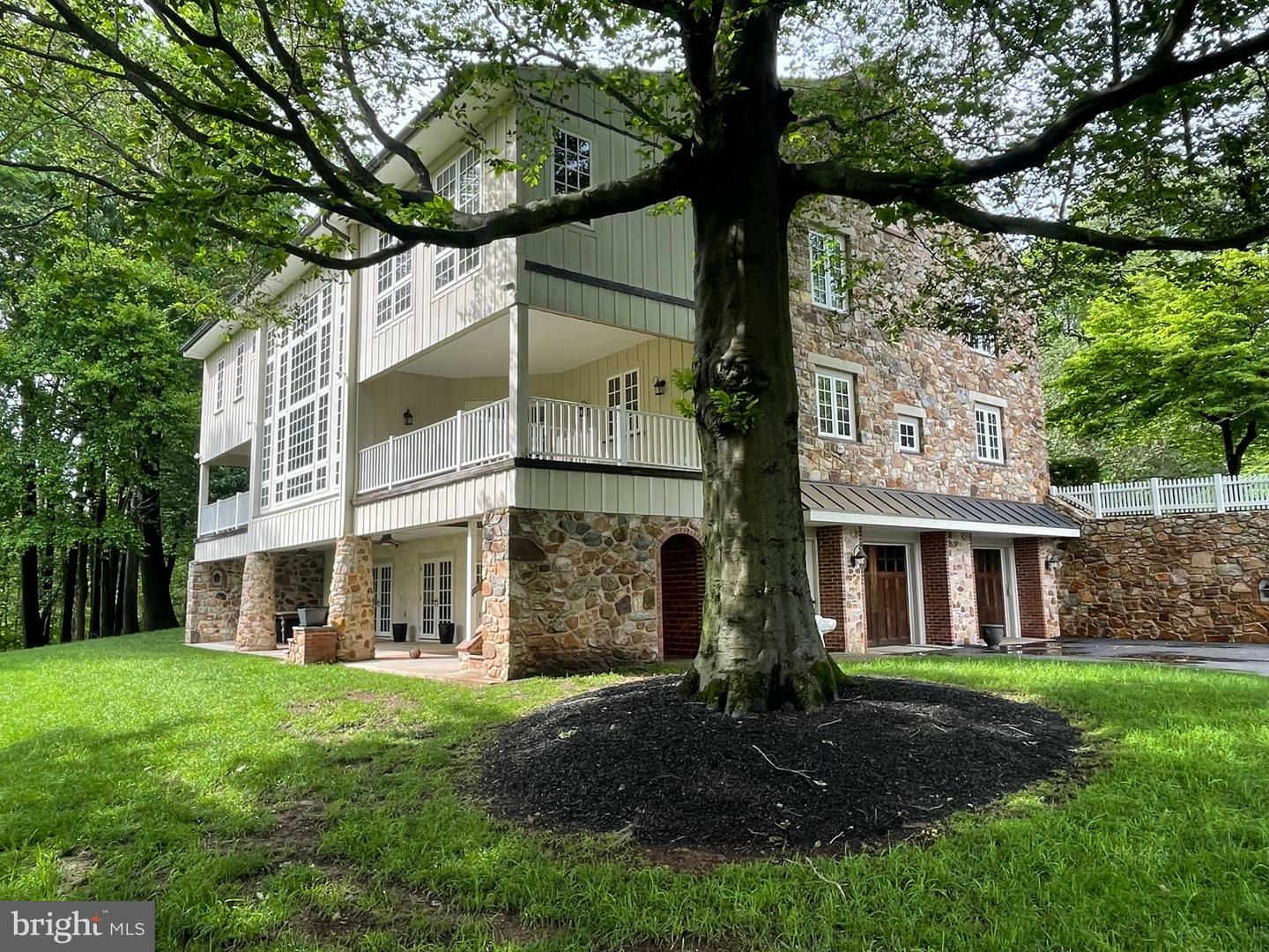 Property Photo: 2 Green Lane PA 19355