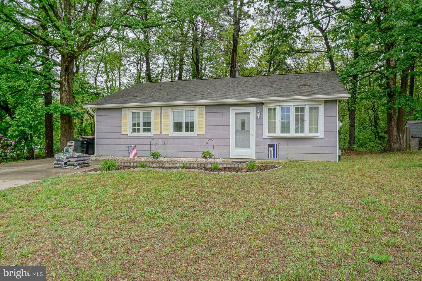37 Ray Smith Road  Sicklerville NJ 08081 photo