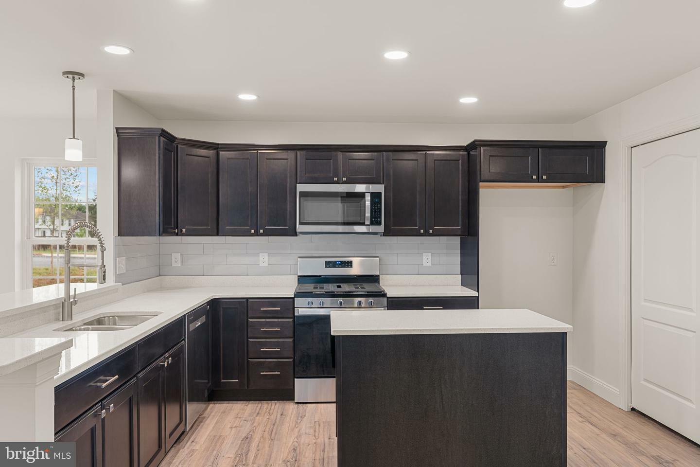 Property Photo: 306 Jasmine Dr Lot 56 PA 17042