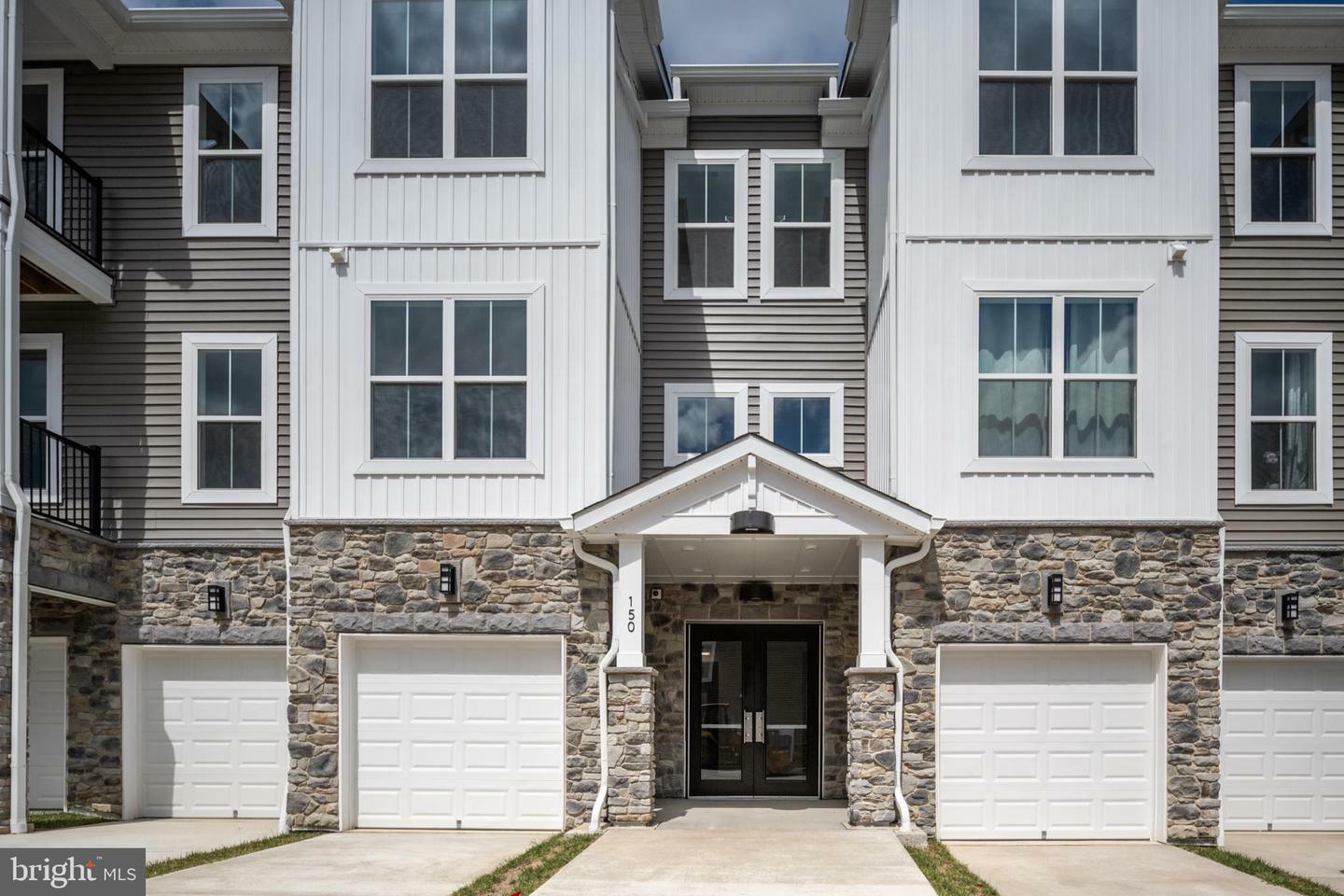 Property Photo: 30 Hyssop Way 201 VA 22554