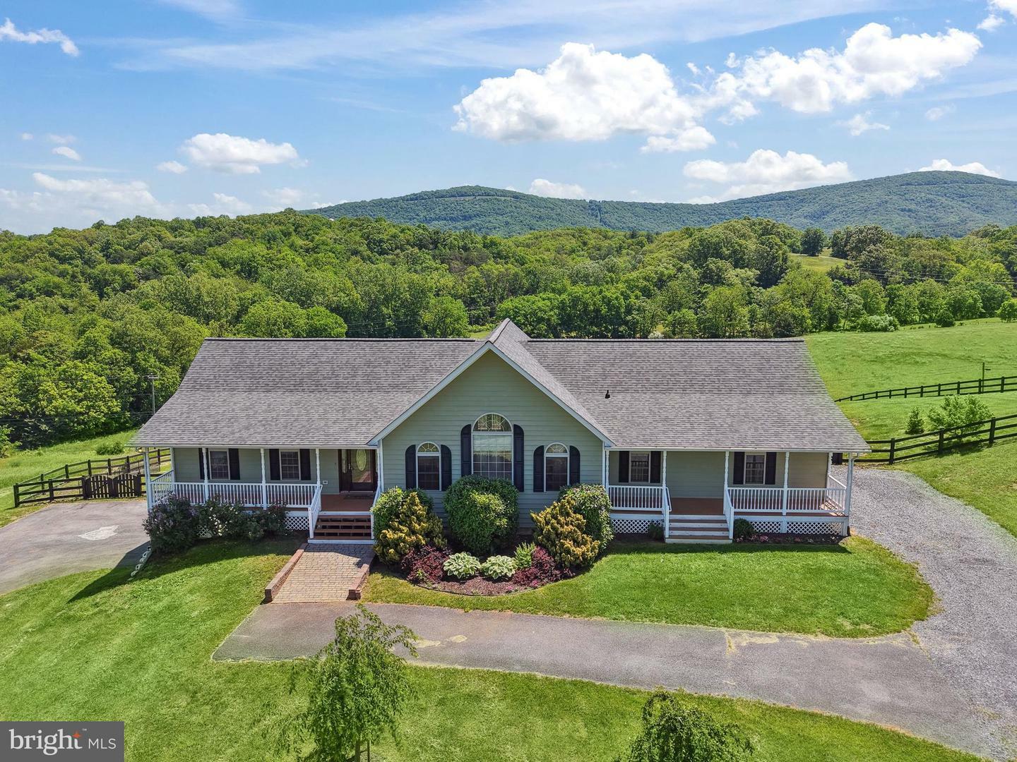 111 Fox Hill Road  Front Royal VA 22630 photo