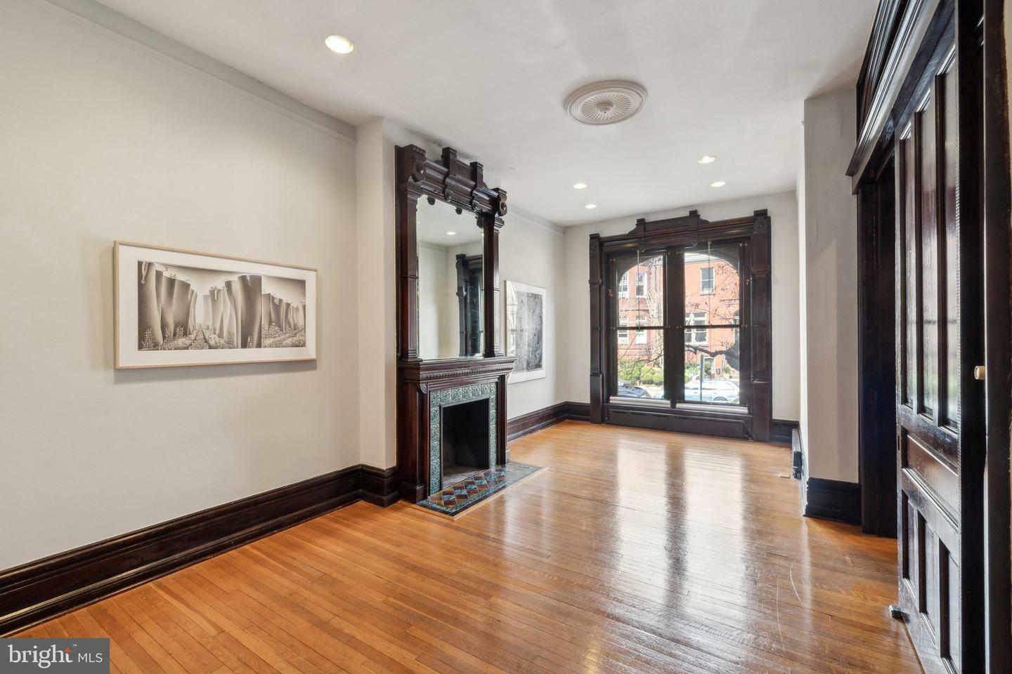 Property Photo: 2012 R Street NW DC 20009