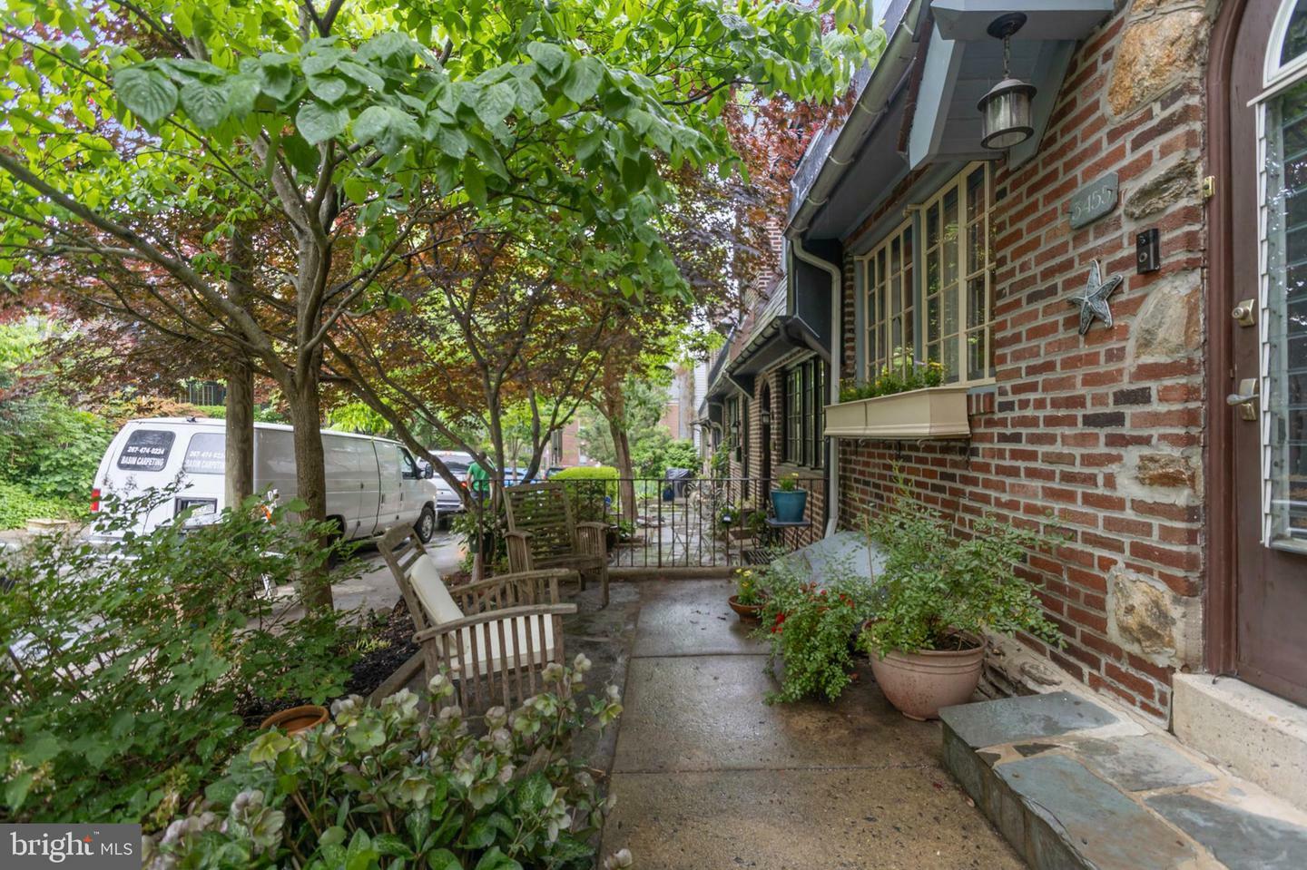 Property Photo: 3455 W Penn Street PA 19129
