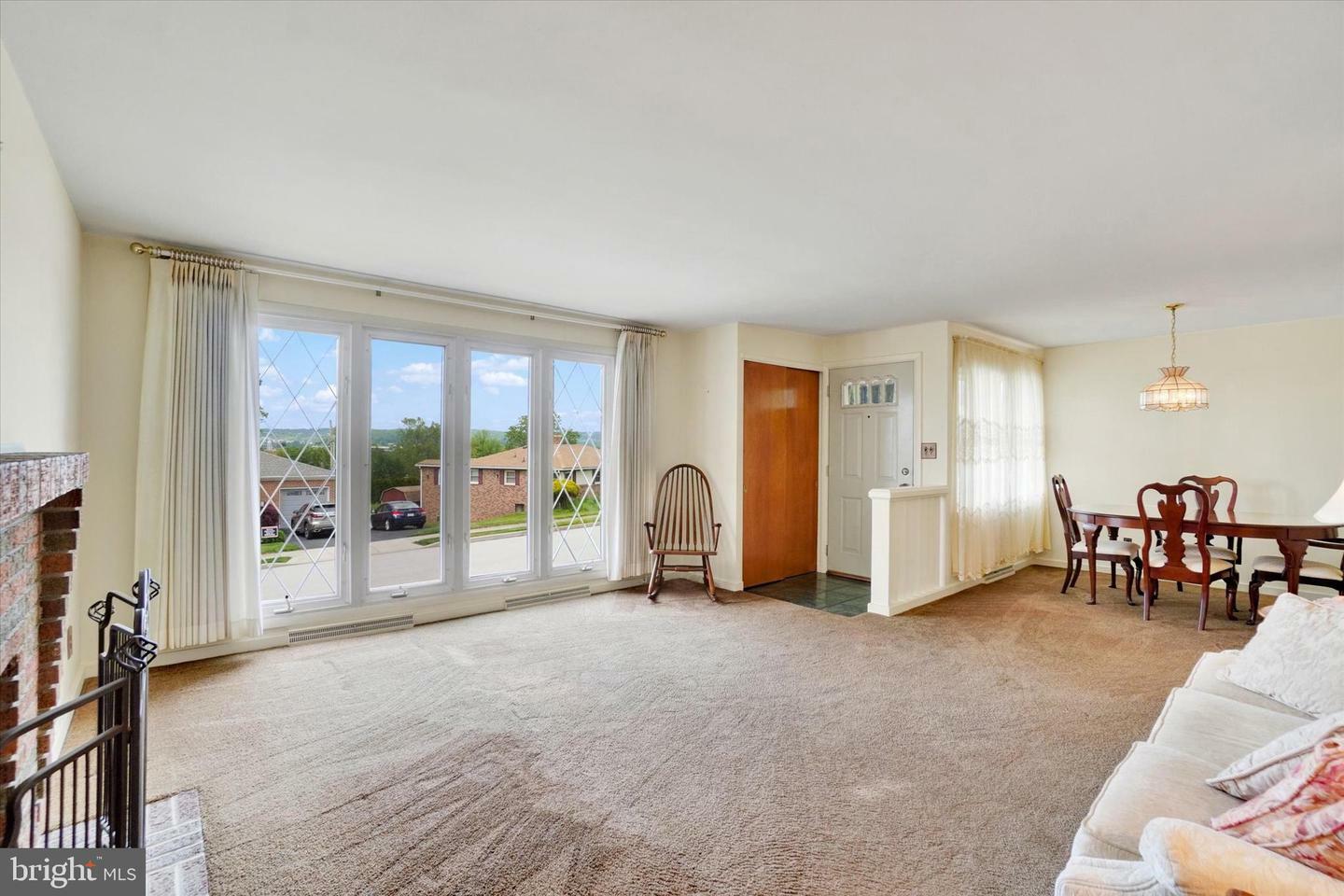 Property Photo: 2474 Eastwood Drive PA 17402