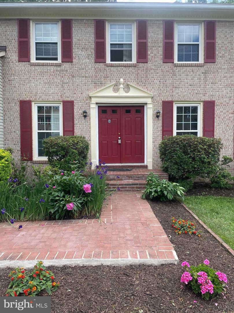 Property Photo: 8007 Sandburg Court VA 22027