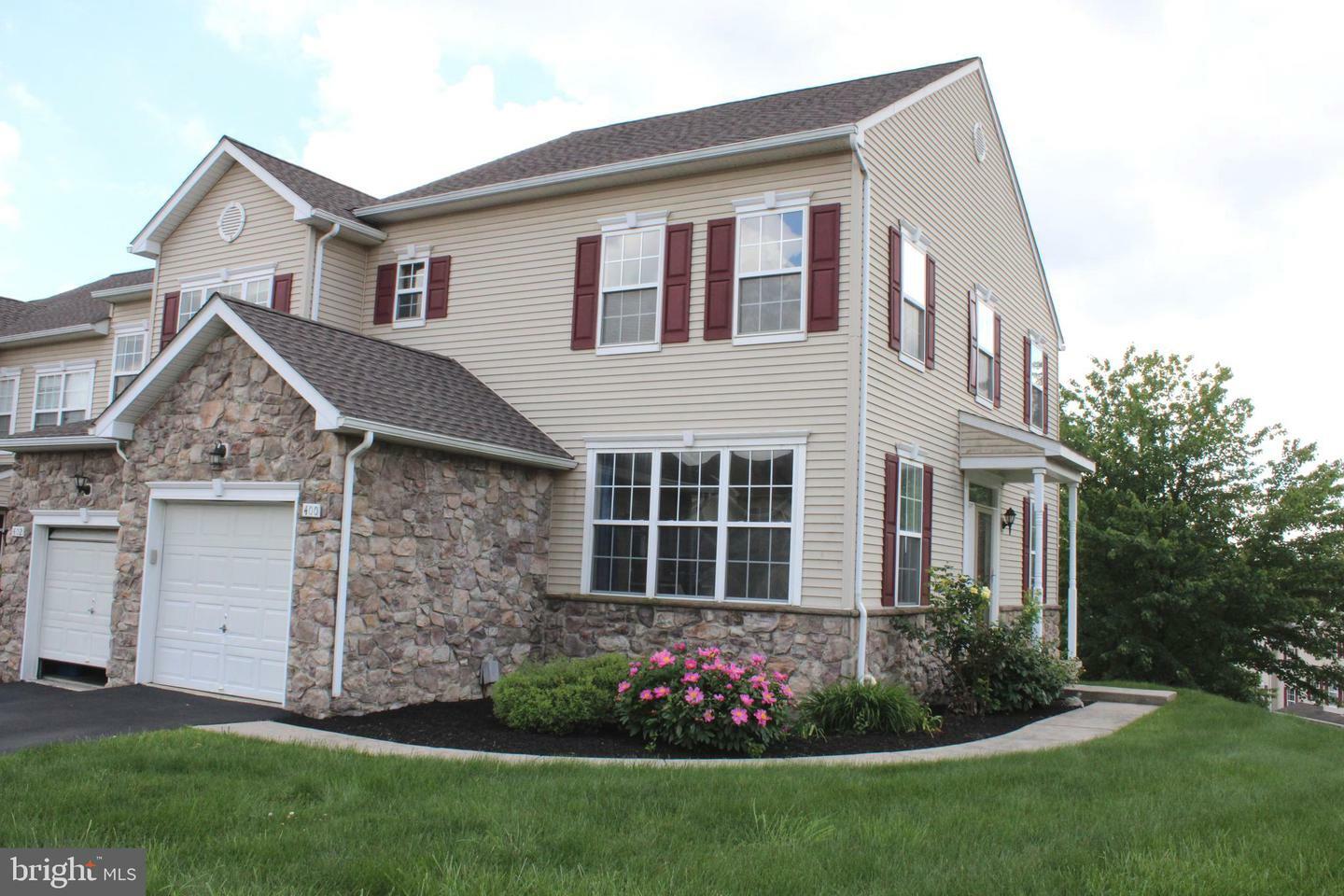 400 Marion Road 400  York PA 17406 photo