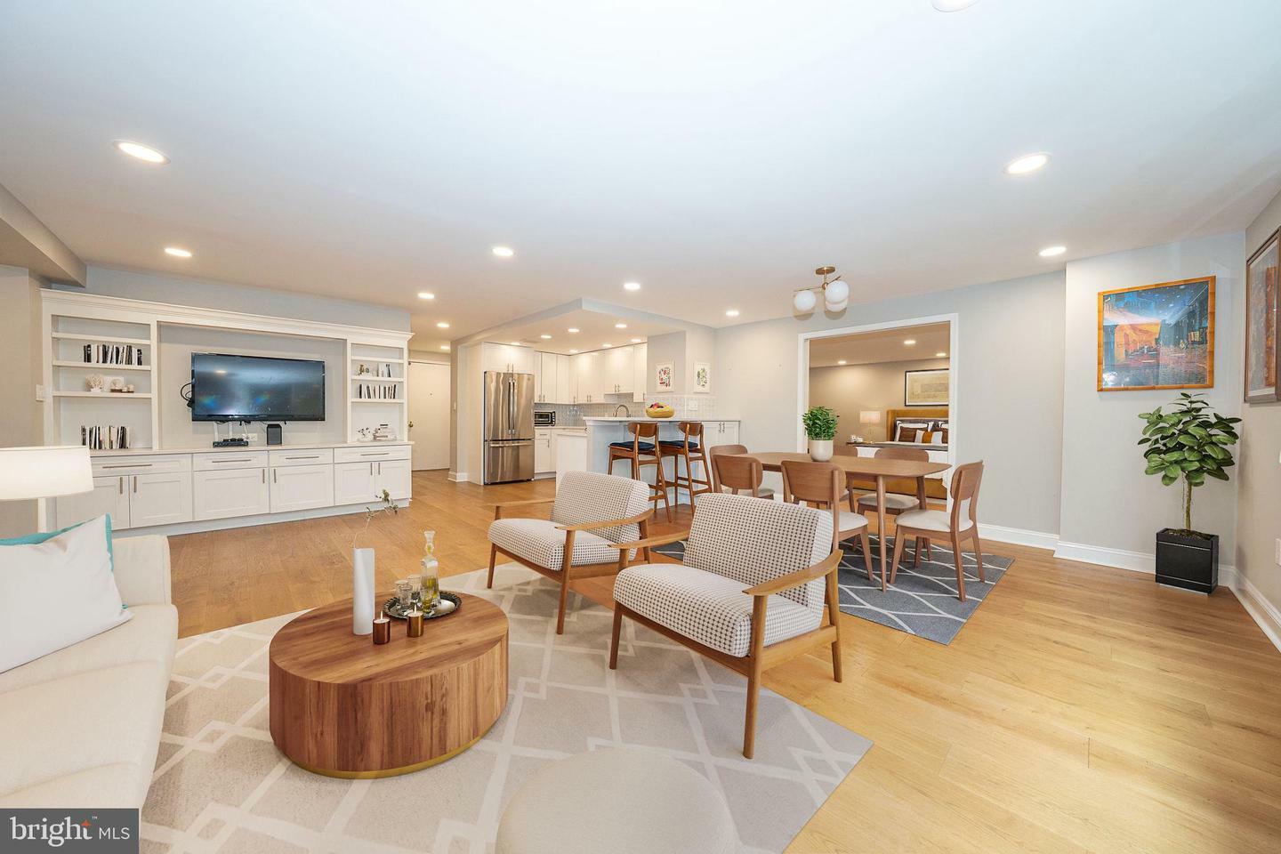 Property Photo: 1919 Chestnut Street 523-524 PA 19103