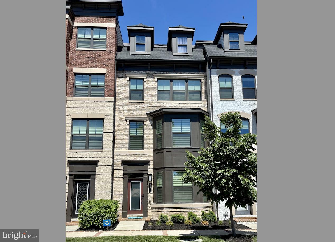 113 Pleasant Street NW 6  Vienna VA 22180 photo