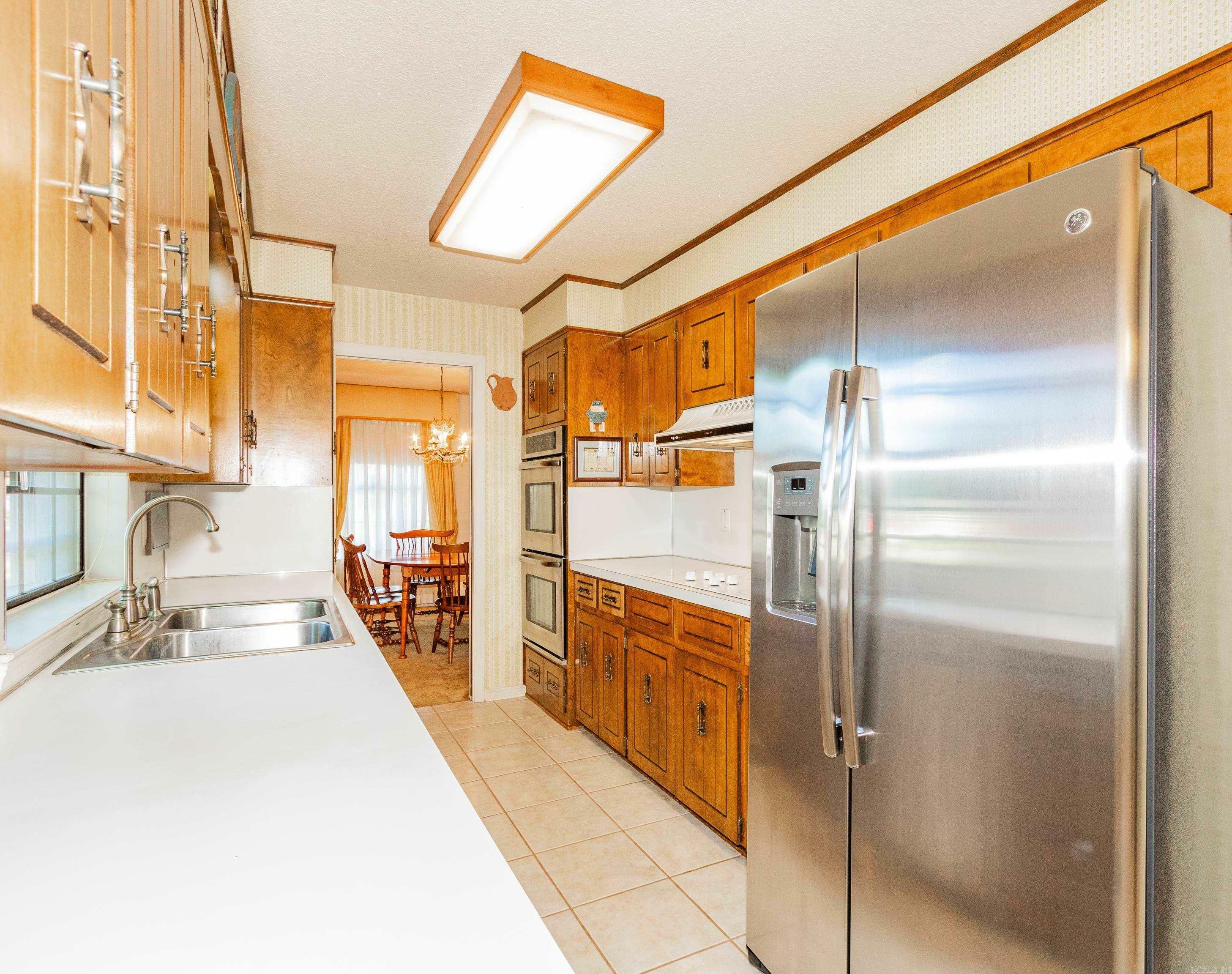 Property Photo: 1 Foxboro Cv AR 72076