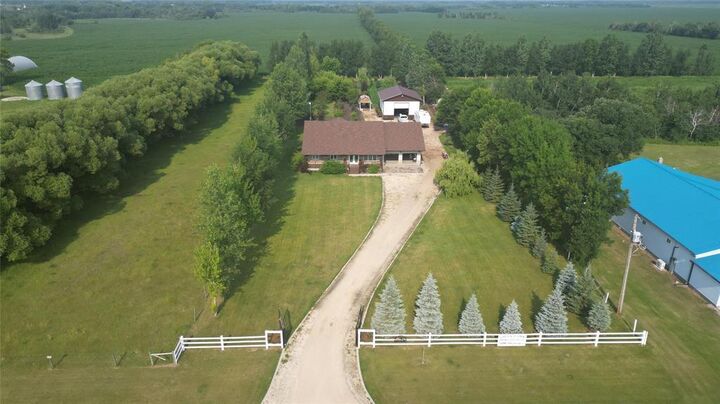 Property Photo: 21062 33 Road East MB R0A 0J0