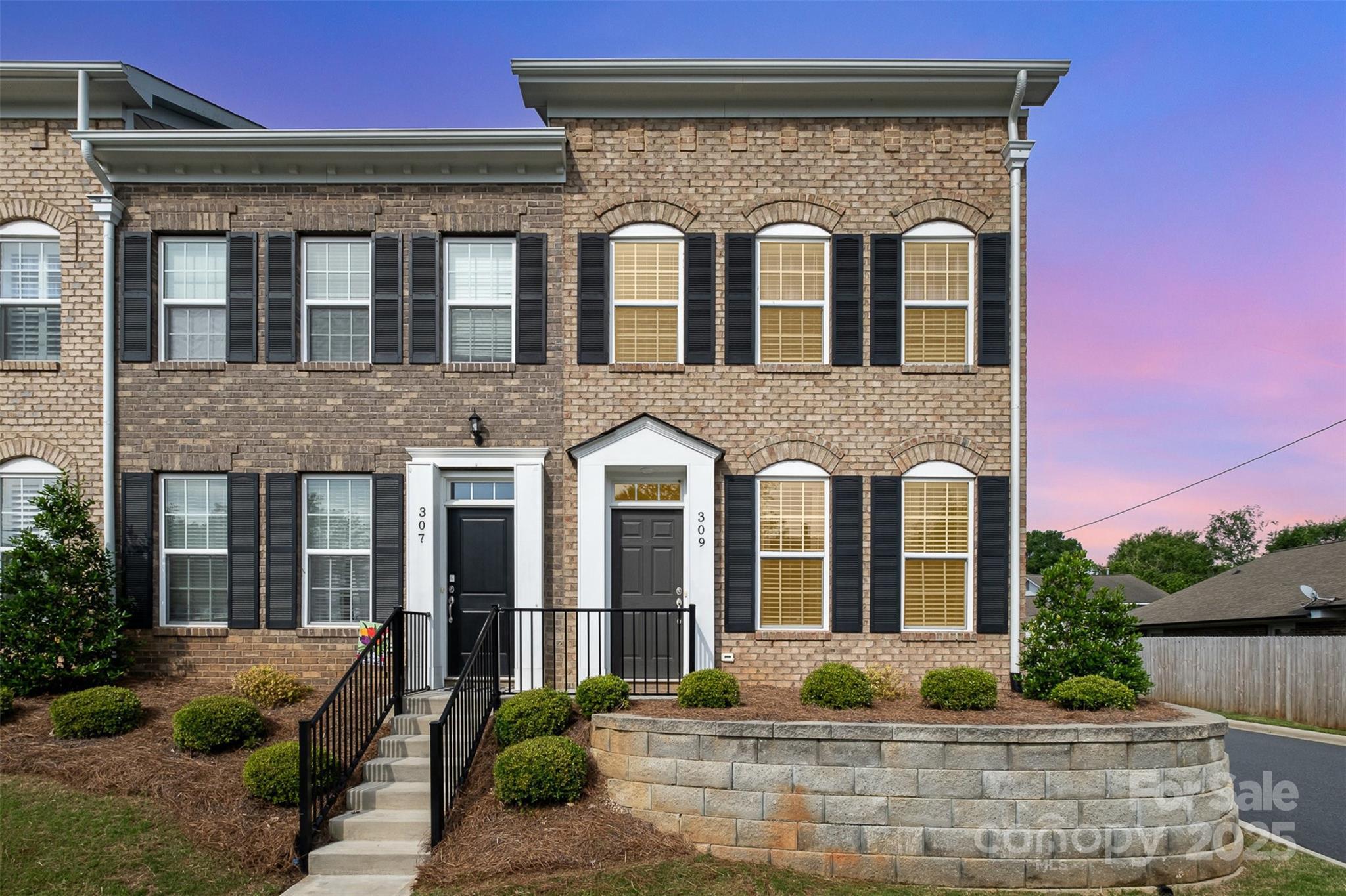Property Photo: 309 N Aspen Street NC 28092
