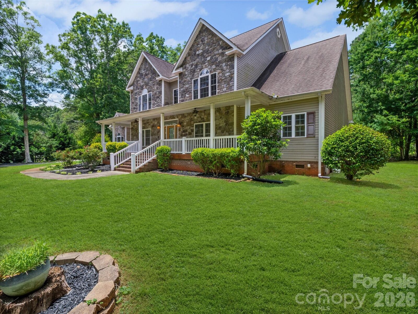 Property Photo:  217 Blossom Hill Road  NC 28092 