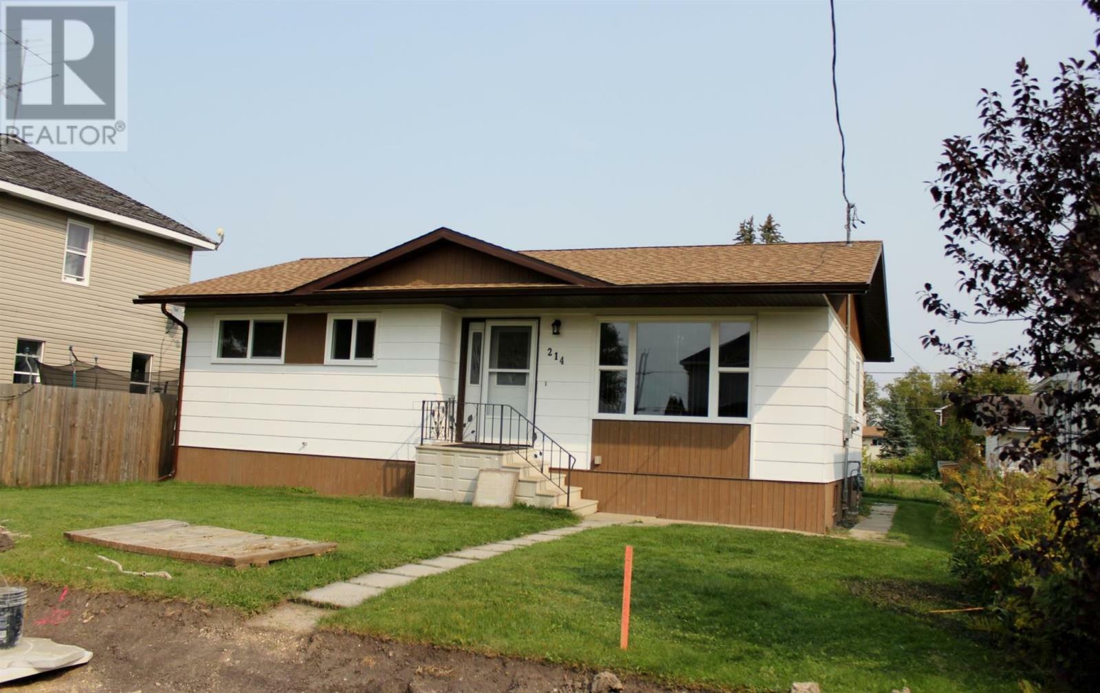 Property Photo: 214 Third St ON P0W 1L0