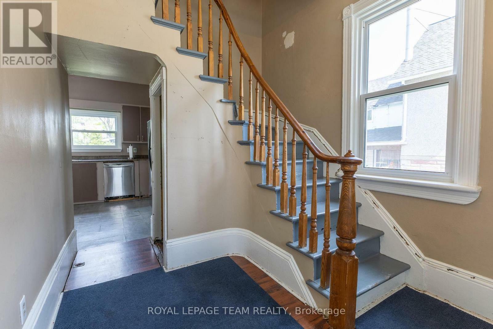 Property Photo: 48 McGonigal Street East ON K7S 1L4