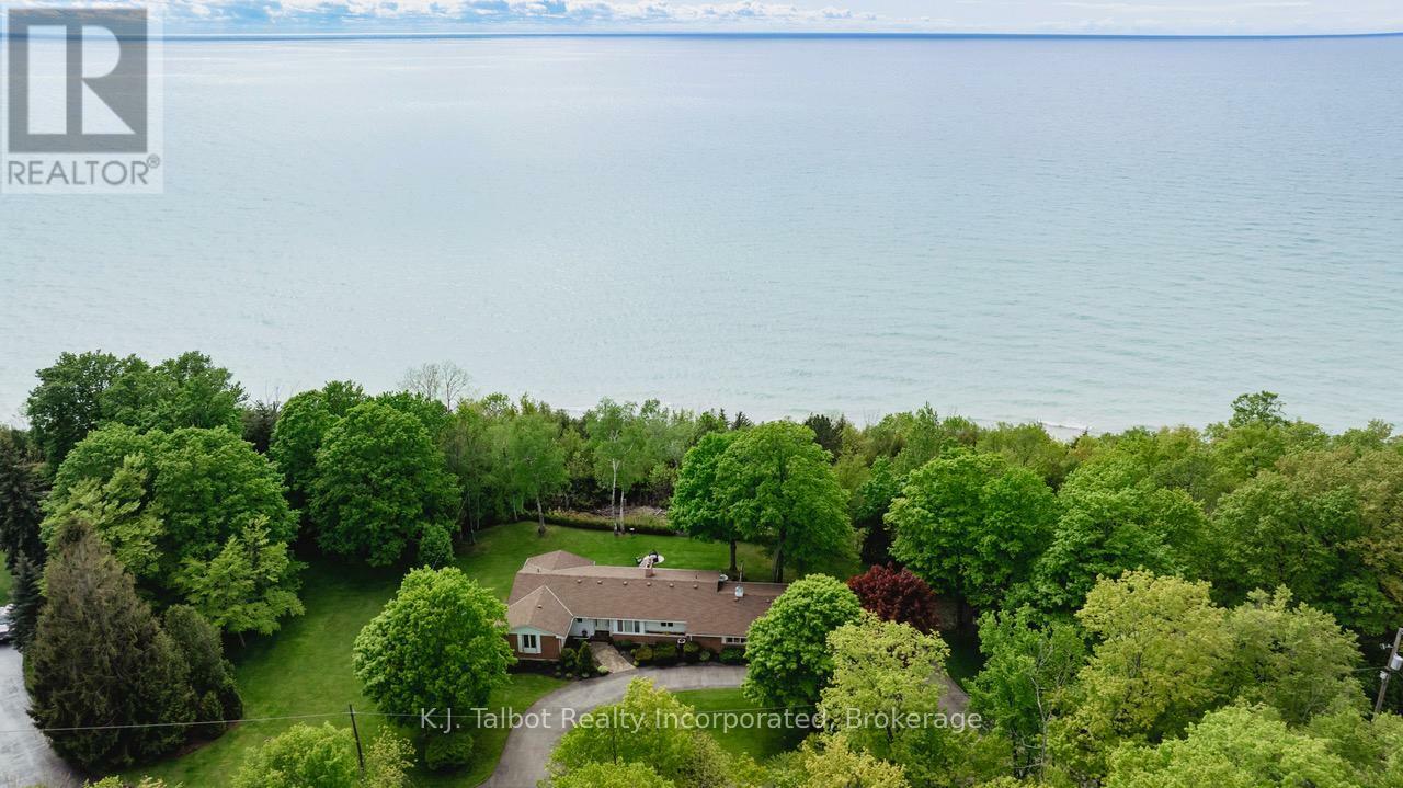Property Photo: 82099 Sunset Lane South ON N7A 3Y2