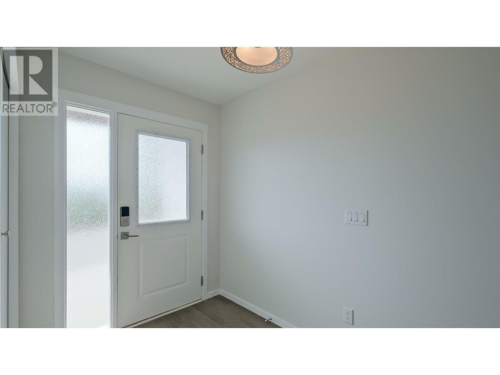 Property Photo: 1556 Blackwood Drive BC V1Z 3B7
