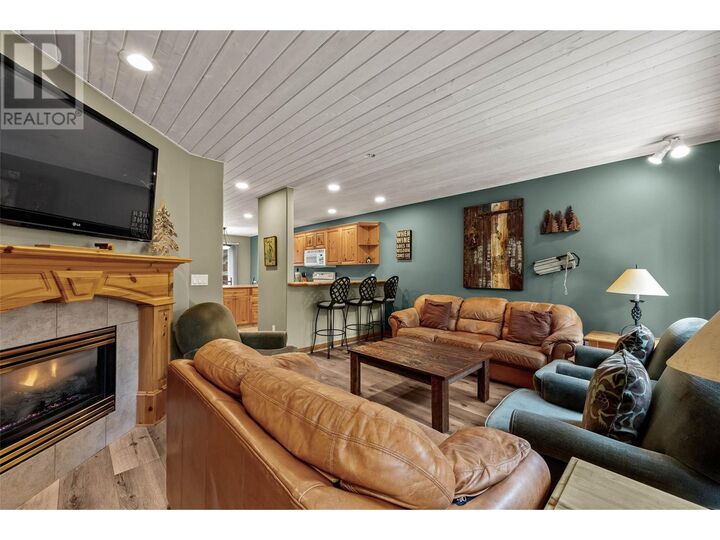 Property Photo: 3320 Village Place 14 BC V0E 5N0