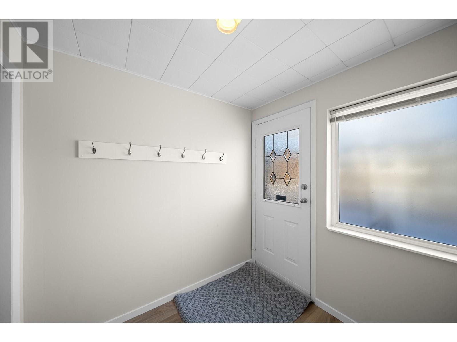 Photo de la propriété: 2438 Jackson Avenue BC V1K 1B8