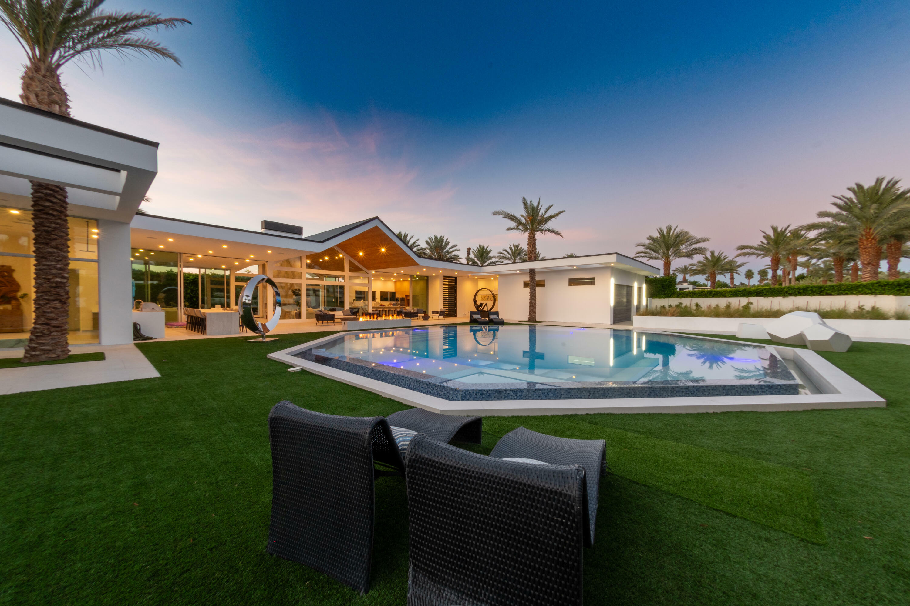 Property Photo: 1 Makena Lane CA 92270
