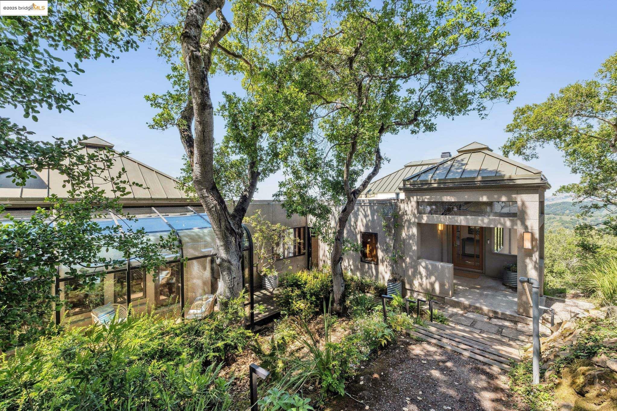 12688 Brookpark Road  Oakland CA 94619 photo