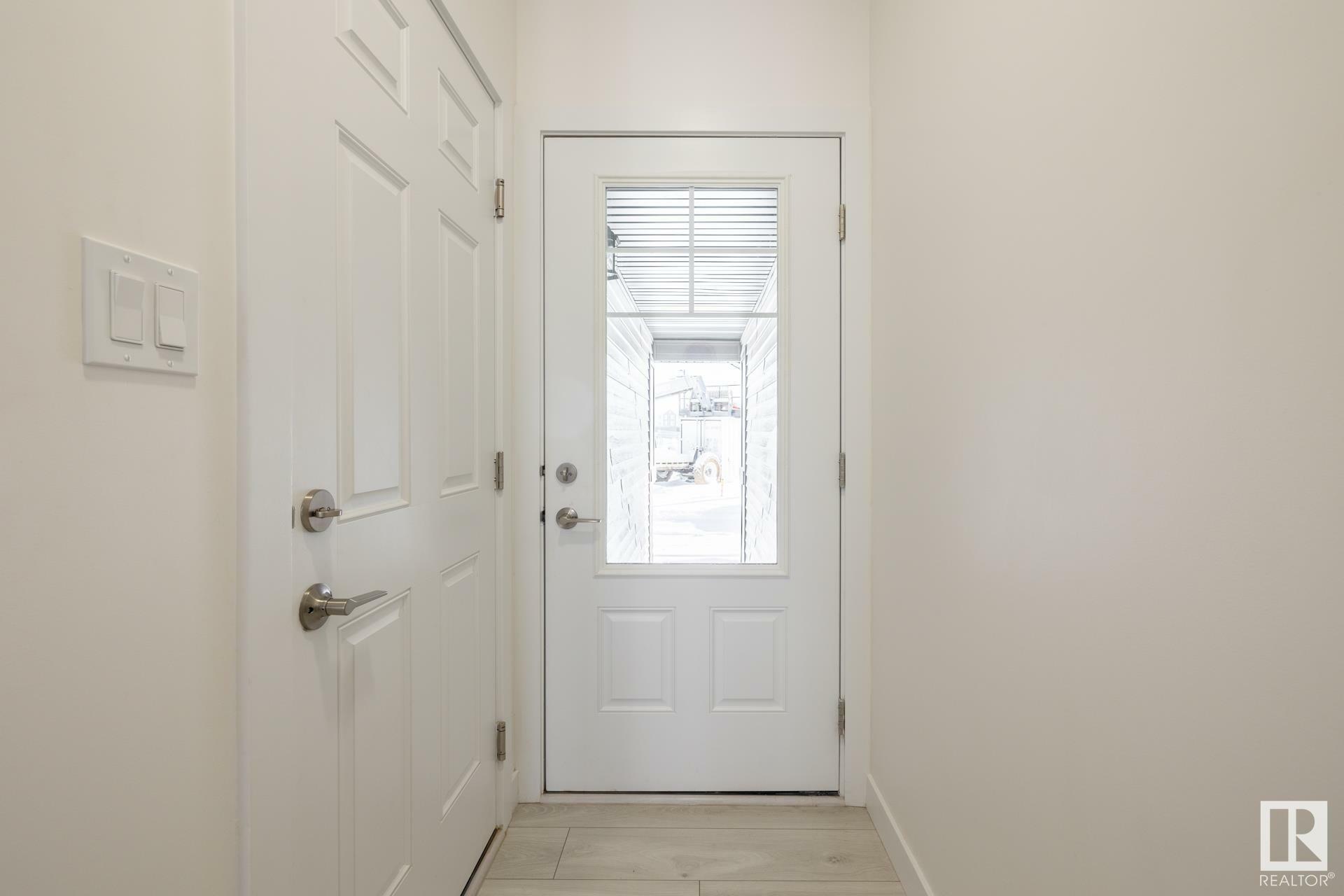 Photo de la propriété: 7020 Keswick Common SW 20 AB T6W 5P8