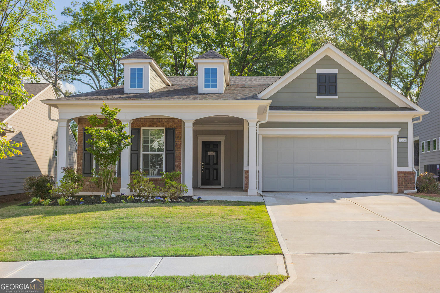 Property Photo: 1304 Bugle Court GA 30223