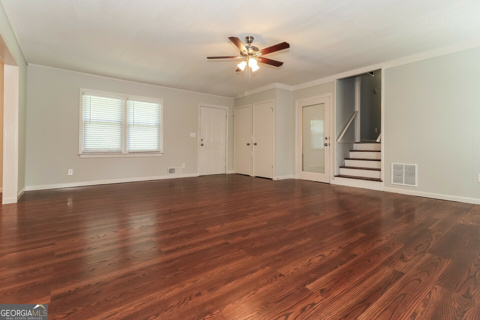 Property Photo: 5243 Valleyview Drive GA 30102