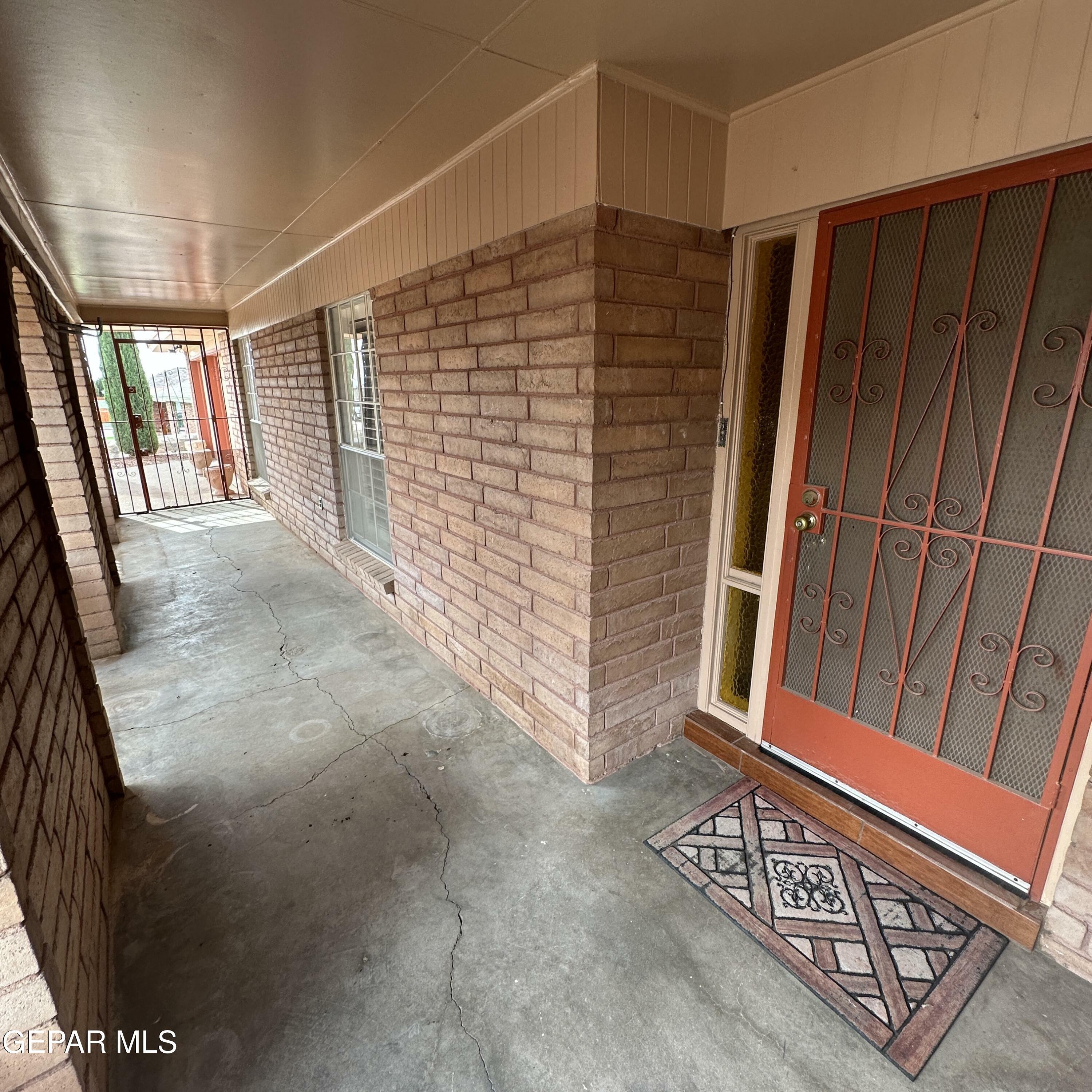 Property Photo: 3304 Old Spanish Trail Trail TX 79904