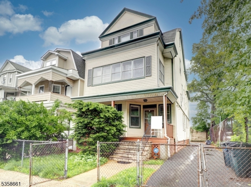 Property Photo: 184 Hollywood Ave 2 NJ 07018