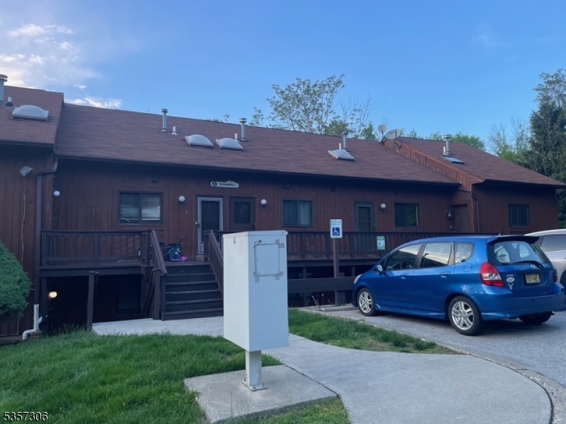 1 Snowbird Ct 8  Vernon Twp. NJ 07462 photo