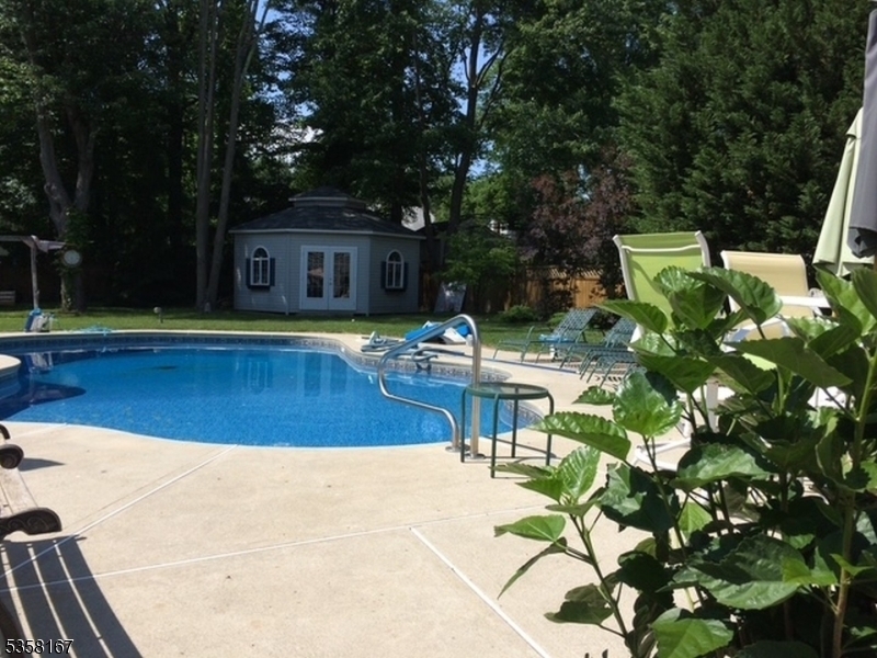 Property Photo: 20 Hampton Ter NJ 07039